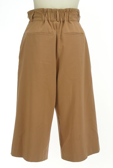 BLUE LABEL CRESTBRIDGE（ブルーレーベル・クレストブリッジ）の古着「きれいめシンプルミモレ丈パンツ（パンツ）」大画像２へ