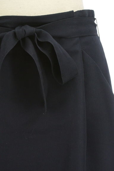 NATURAL BEAUTY BASIC（ナチュラルビューティベーシック）の古着「ベルト付き膝下タイトスカート（スカート）」大画像５へ