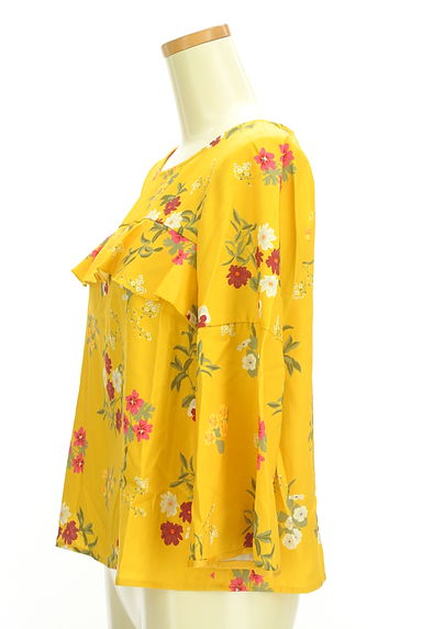 Couture Brooch（クチュールブローチ）の古着「９分袖花柄フリルカットソー（カットソー・プルオーバー）」大画像３へ