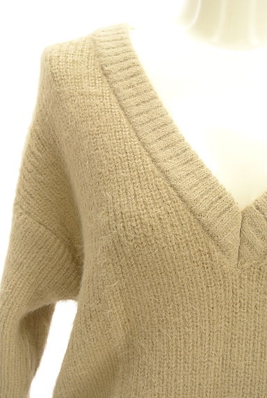 Melan Cleuge（メランクルージュ）の古着「ふわふわVネックニット（セーター）」大画像４へ