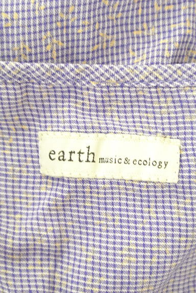 earth music&ecology（アースミュージック＆エコロジー）の古着「チェック×小花柄カットソー（カットソー・プルオーバー）」大画像６へ