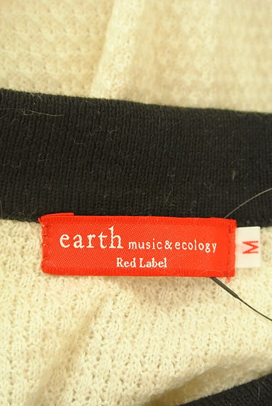 earth music&ecology（アースミュージック＆エコロジー）の古着「ラインストーン付き襟カットソー（ニット）」大画像６へ