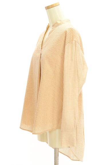 Gabardine K.T（ギャバジンケーティー）の古着「ストライプ柄シアサッカーシャツ（カットソー・プルオーバー）」大画像３へ