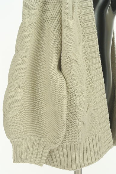 Melan Cleuge（メランクルージュ）の古着「ケーブル編みミドルカーディガン（カーディガン・ボレロ）」大画像５へ