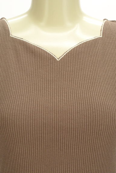 Couture Brooch（クチュールブローチ）の古着「スカラップリブニット（ニット）」大画像４へ