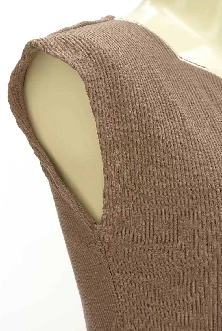 Couture Brooch（クチュールブローチ）の古着「商品番号：PR10293588」-大画像5