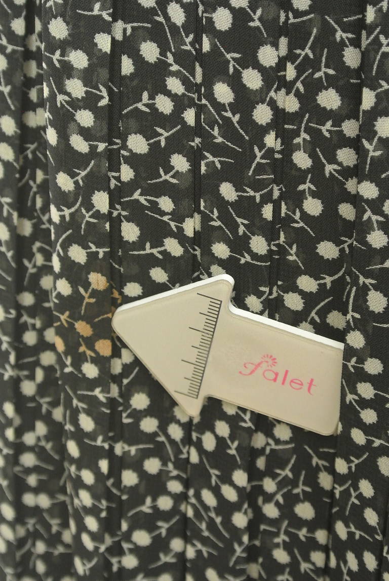 Melan Cleuge（メランクルージュ）の古着「商品番号：PR10293698」-大画像5