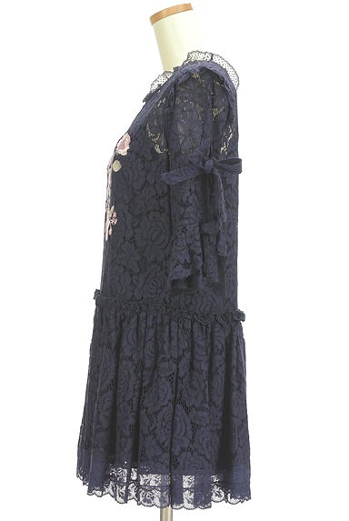 LIZ LISA（リズリサ）の古着「花刺繍入り6分袖総レースワンピース（ワンピース・チュニック）」大画像３へ