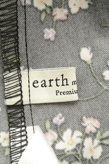 earth music&ecology（アースミュージック＆エコロジー）の古着「小花柄膝下フレアスカート（スカート）」大画像６へ