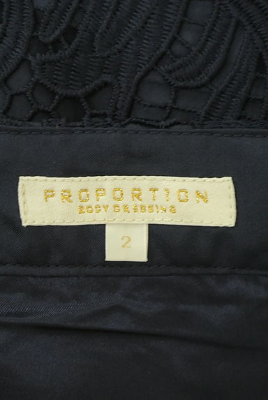 PROPORTION BODY DRESSING（プロポーションボディ ドレッシング）の古着「膝下丈総レースタイトスカート（スカート）」大画像６へ