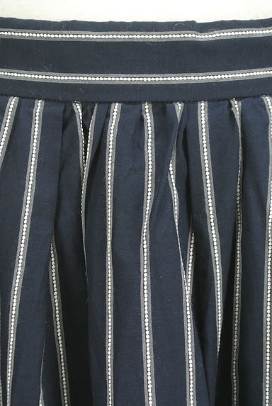 Te chichi（テチチ）の古着「ストライプ柄膝丈フレアスカート（スカート）」大画像４へ
