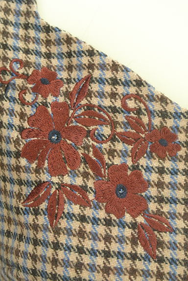 MERCURYDUO（マーキュリーデュオ）の古着「花刺繍入りチェック柄膝上ワンピース（ワンピース・チュニック）」大画像４へ