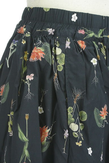 ICHI（イチ）の古着「花柄ギャザーロングスカート（ロングスカート・マキシスカート）」大画像４へ