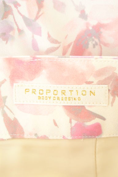 PROPORTION BODY DRESSING（プロポーションボディ ドレッシング）の古着「ベルト付き花柄ミモレスカート（ロングスカート・マキシスカート）」大画像６へ