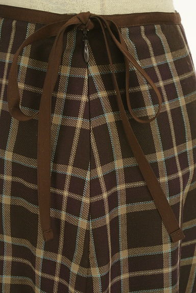 GALLERY VISCONTI（ギャラリービスコンティ）の古着「裾シフォンチェック柄ミディスカート（スカート）」大画像４へ