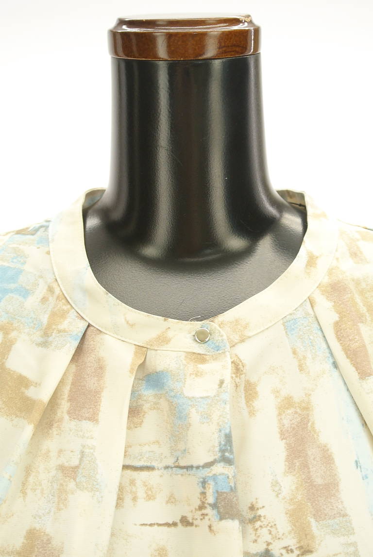 YECCA VECCA（イェッカヴェッカ）の古着「商品番号：PR10296665」-大画像4