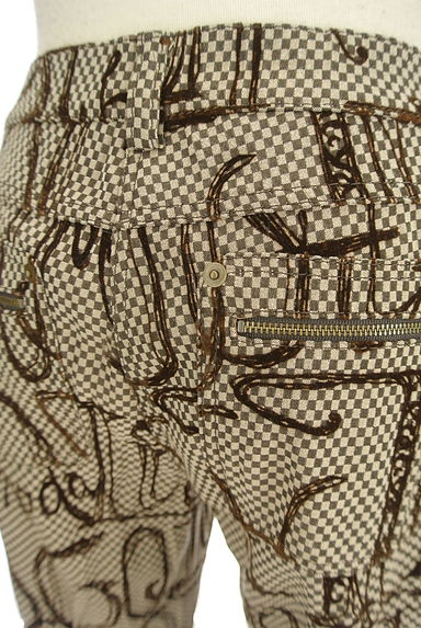 ITALIYA（伊太利屋）の古着「フロッキーロゴプリントチェック柄フレアパンツ（パンツ）」大画像５へ