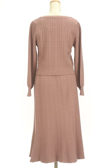 PROPORTION BODY DRESSING（プロポーションボディ ドレッシング）の古着「ケーブル編みカーデ＋ミモレスカート（セットアップ（ジャケット＋スカート））」大画像２へ