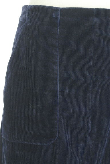 SLOBE IENA（スローブイエナ）の古着「ミモレ丈コーデュロイスリットスカート（ロングスカート・マキシスカート）」大画像４へ