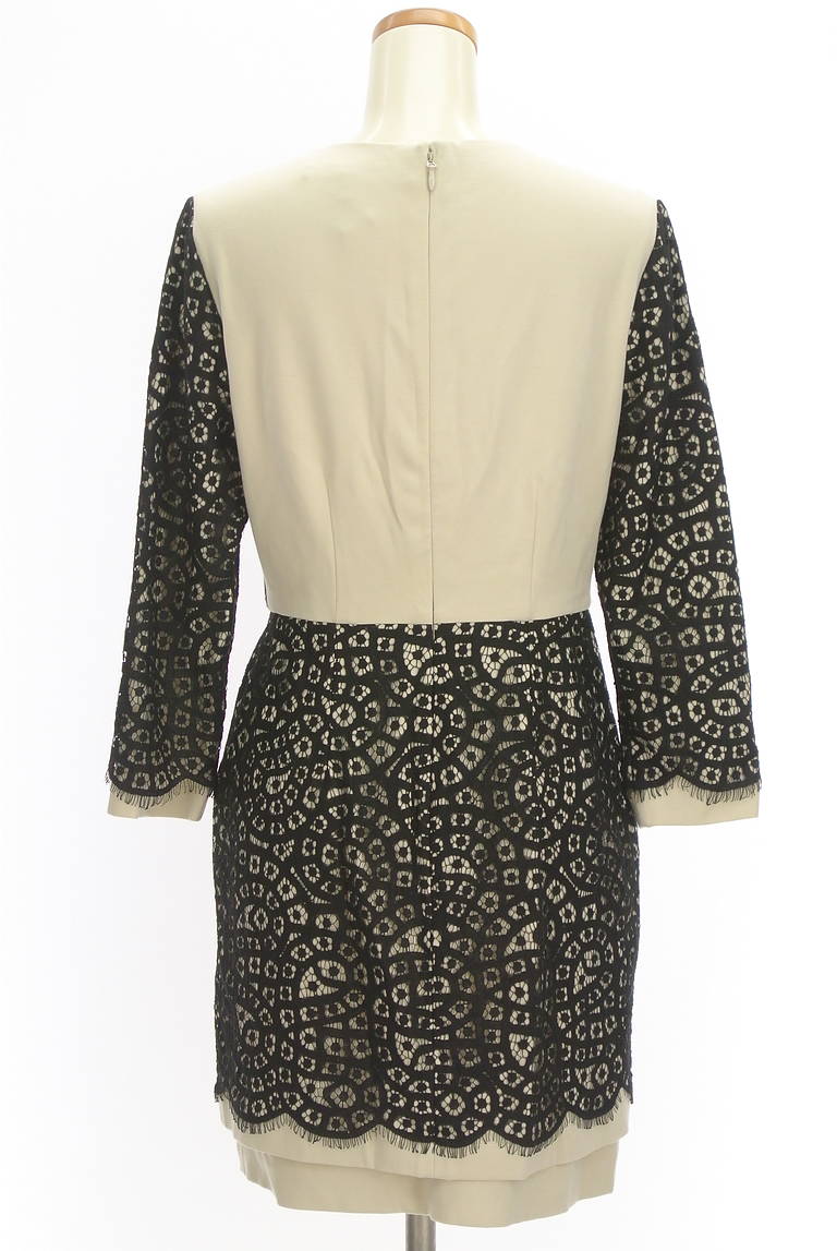 BCBG MaxAzria（ビーシービージーマックスアズリア）の古着「商品番号：PR10299363」-大画像2