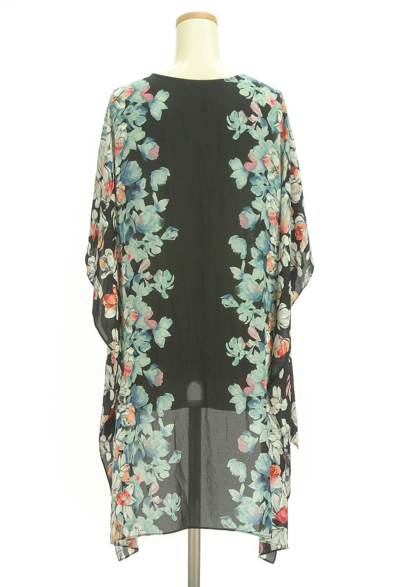 BCBG MaxAzria（ビーシービージーマックスアズリア）の古着「商品番号：PR10299366」-大画像2