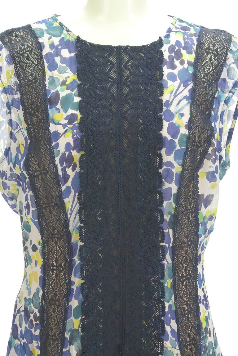 BCBG MaxAzria（ビーシービージーマックスアズリア）の古着「商品番号：PR10299379」-大画像4