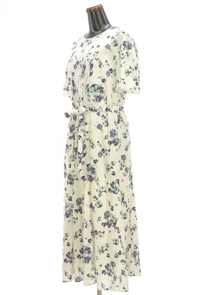 INGEBORG（インゲボルグ）の古着「商品番号：PR10299394」-大画像3