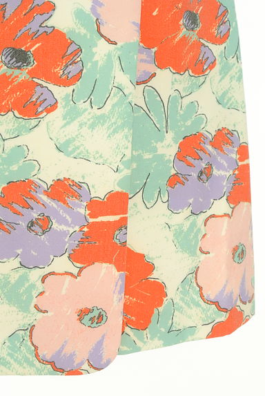 REDYAZEL（レディアゼル）の古着「ベルト付きラップ風花柄ミニスカート（ミニスカート）」大画像５へ
