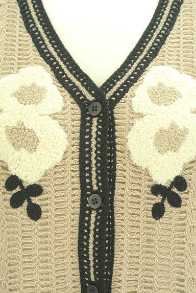 SM2（サマンサモスモス）の古着「花刺繍透かし編みニットベスト（ベスト・ジレ）」大画像４へ