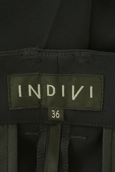INDIVI（インディヴィ）の古着「センタープレステーパードパンツ（パンツ）」大画像６へ