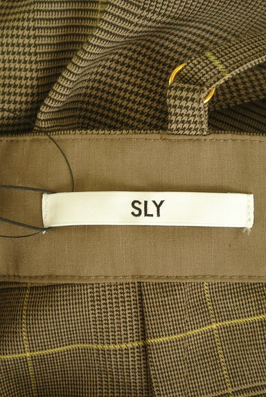 SLY（スライ）の古着「クロップド丈サロペットパンツ（オーバーオール・サロペット）」大画像６へ