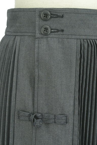 ZUCCa（ズッカ）の古着「チャイナボタンプリーツ巻きスカート（ロングスカート・マキシスカート）」大画像４へ