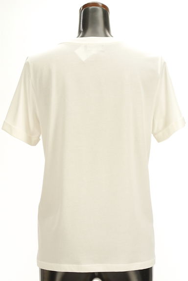 BLUE LABEL CRESTBRIDGE（ブルーレーベル・クレストブリッジ）の古着「袖ロールアップ半袖Ｔシャツ（Ｔシャツ）」大画像２へ