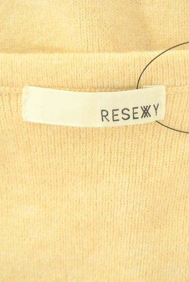 RESEXXY（リゼクシー）の古着「ベルト付きカシュクール膝丈ニットワンピース（ワンピース・チュニック）」大画像６へ