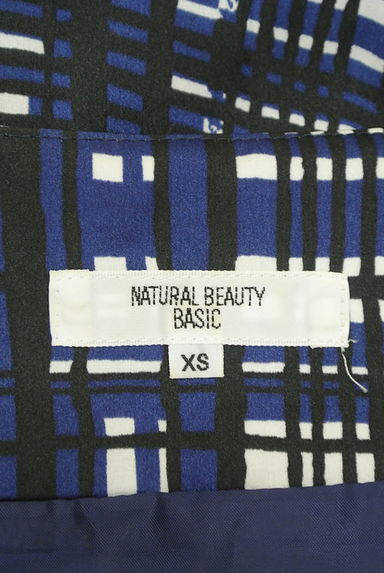 NATURAL BEAUTY BASIC（ナチュラルビューティベーシック）の古着「チェック柄タックプリーツミニスカート（ミニスカート）」大画像６へ