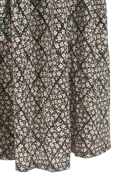 MAKELET LYON（メイクレットリヨン）の古着「ベルト付き小花柄膝下ストレッチスカート（スカート）」大画像５へ