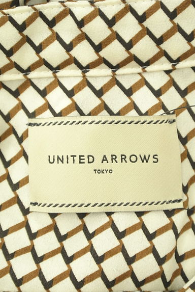 UNITED ARROWS（ユナイテッドアローズ）の古着「幾何学模様スキッパーカットソー（カットソー・プルオーバー）」大画像６へ