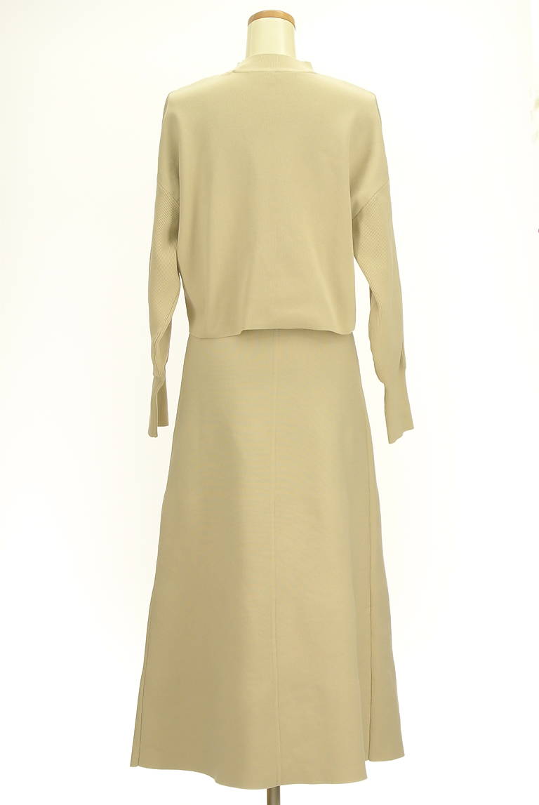 N.Natural Beauty Basic*(エヌ ナチュラルビューティーベーシック)の古着「商品番号:PR10300936」-大画像2