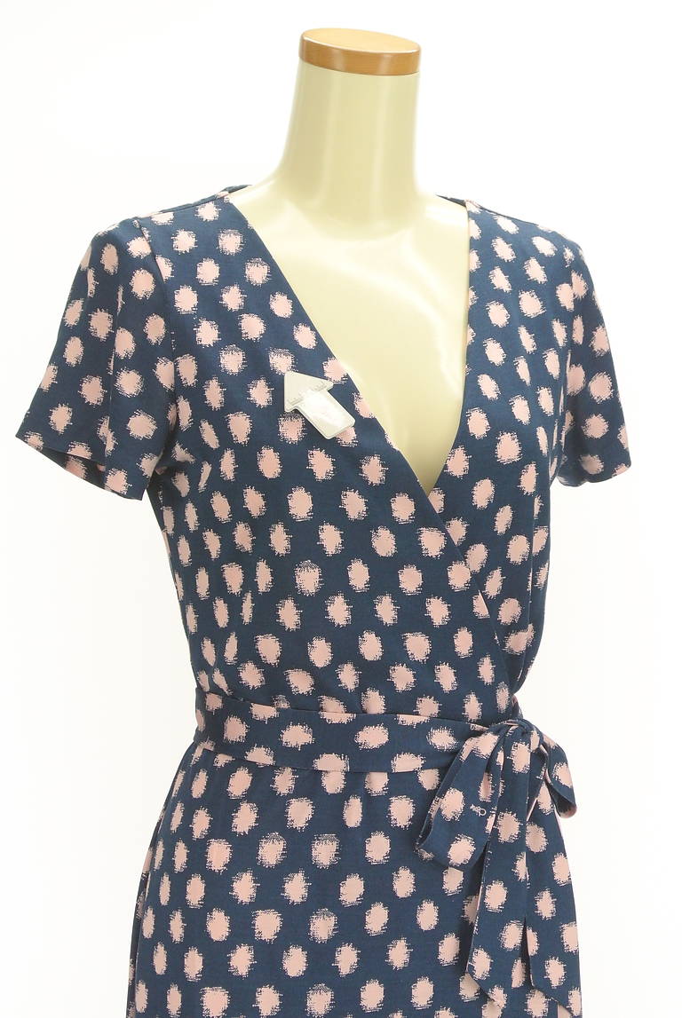 DIANE VON FURSTENBERG（ダイアンフォンファステンバーグ）の古着「商品番号：PR10301043」-大画像4