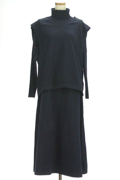 Te chichi（テチチ）の古着「ベスト＋タートルネックロングニットワンピ（ツーピース（ジャケット＋ワンピース））」大画像１へ