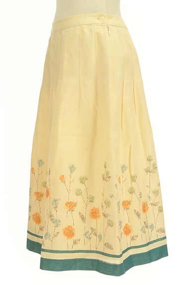 Te chichi（テチチ）の古着「花柄ミディフレアスカート（スカート）」大画像３へ