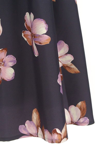 JUSGLITTY（ジャスグリッティー）の古着「花柄ミディスカート（スカート）」大画像５へ