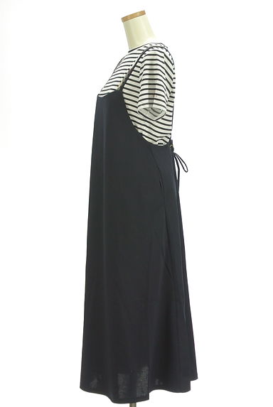 BLUE LABEL CRESTBRIDGE（ブルーレーベル・クレストブリッジ）の古着「ボーダーTシャツ＋ロングキャミワンピース（ツーピース（ジャケット＋ワンピース））」大画像３へ