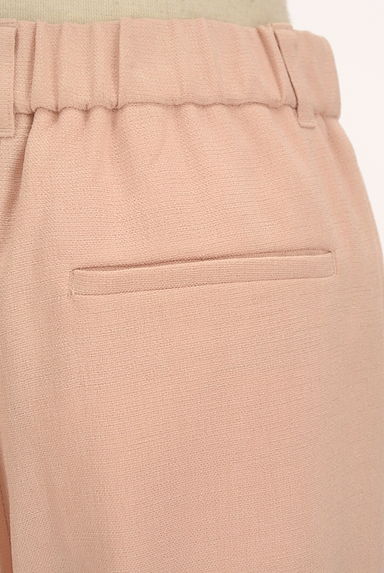 INDIVI（インディヴィ）の古着「センタープレステーパードパンツ（パンツ）」大画像５へ