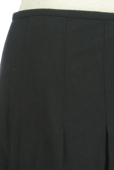 Harrods（ハロッズ）の古着「ミディ丈タックウール混スカート（スカート）」大画像４へ