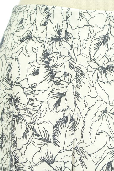 AMACA（アマカ）の古着「花柄刺繍ミディスカート（ロングスカート・マキシスカート）」大画像４へ