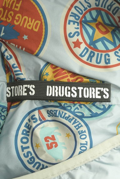 drug store's（ドラッグストアーズ）の古着「ワッペン風プリント×ロゴリバーシブルダウンジャケット（ダウンジャケット・ダウンコート）」大画像６へ
