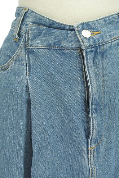 MILKFED.（ミルク フェド）の古着「アシメタックロングデニムスカート（ロングスカート・マキシスカート）」大画像４へ