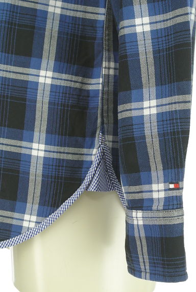 TOMMY HILFIGER（トミーヒルフィガー）の古着「パイピングラウンドヘムチェックシャツ（カジュアルシャツ）」大画像５へ