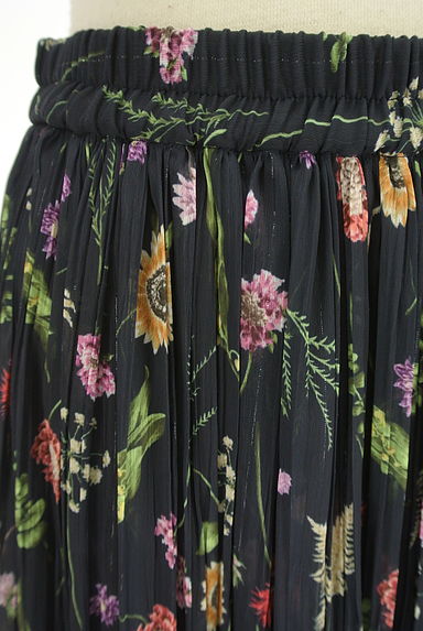 KATHARINE ROSS（キャサリンロス）の古着「花柄シアープリーツロングスカート（ロングスカート・マキシスカート）」大画像４へ